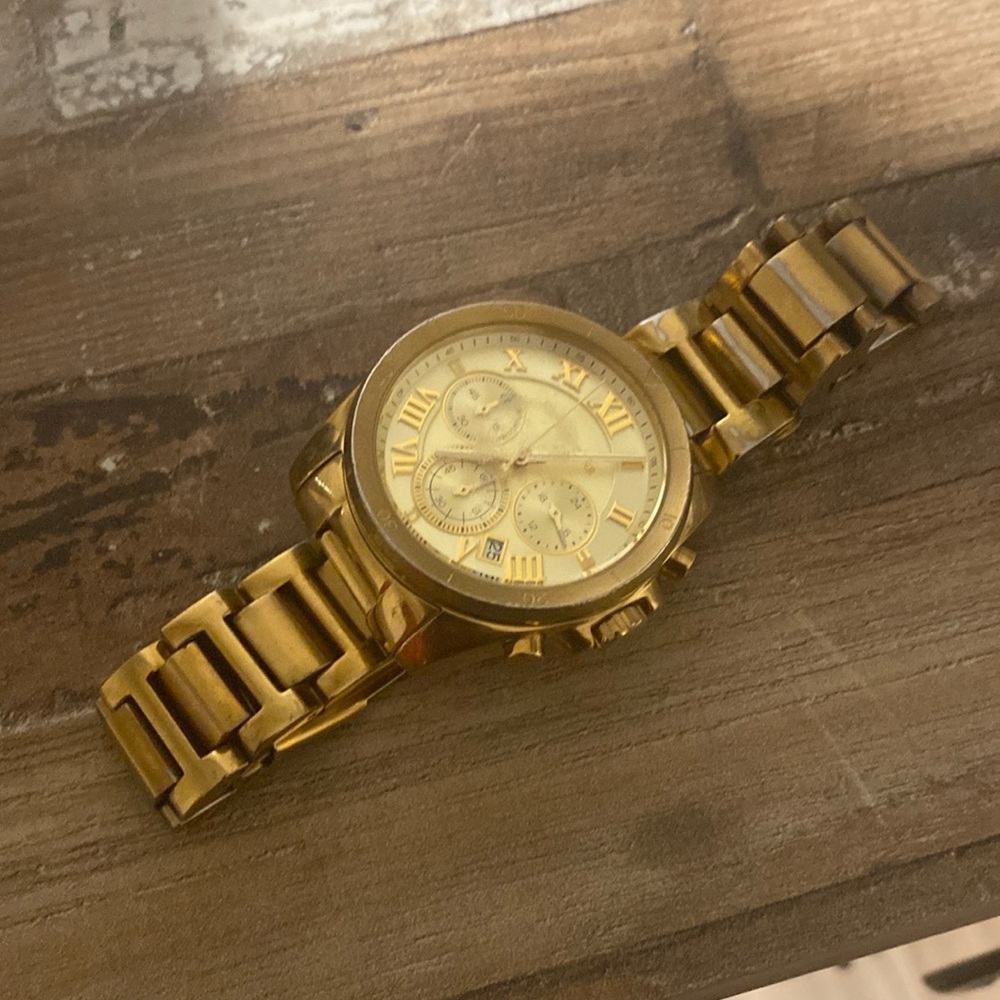 Michael Kors MK5605 Bradshaw Chronograph Gold Men’s Watch